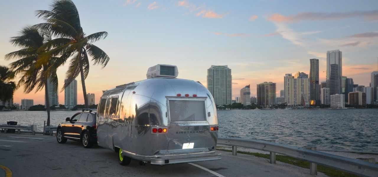 Am I allowed to travel locally in Florida during coronavirus?