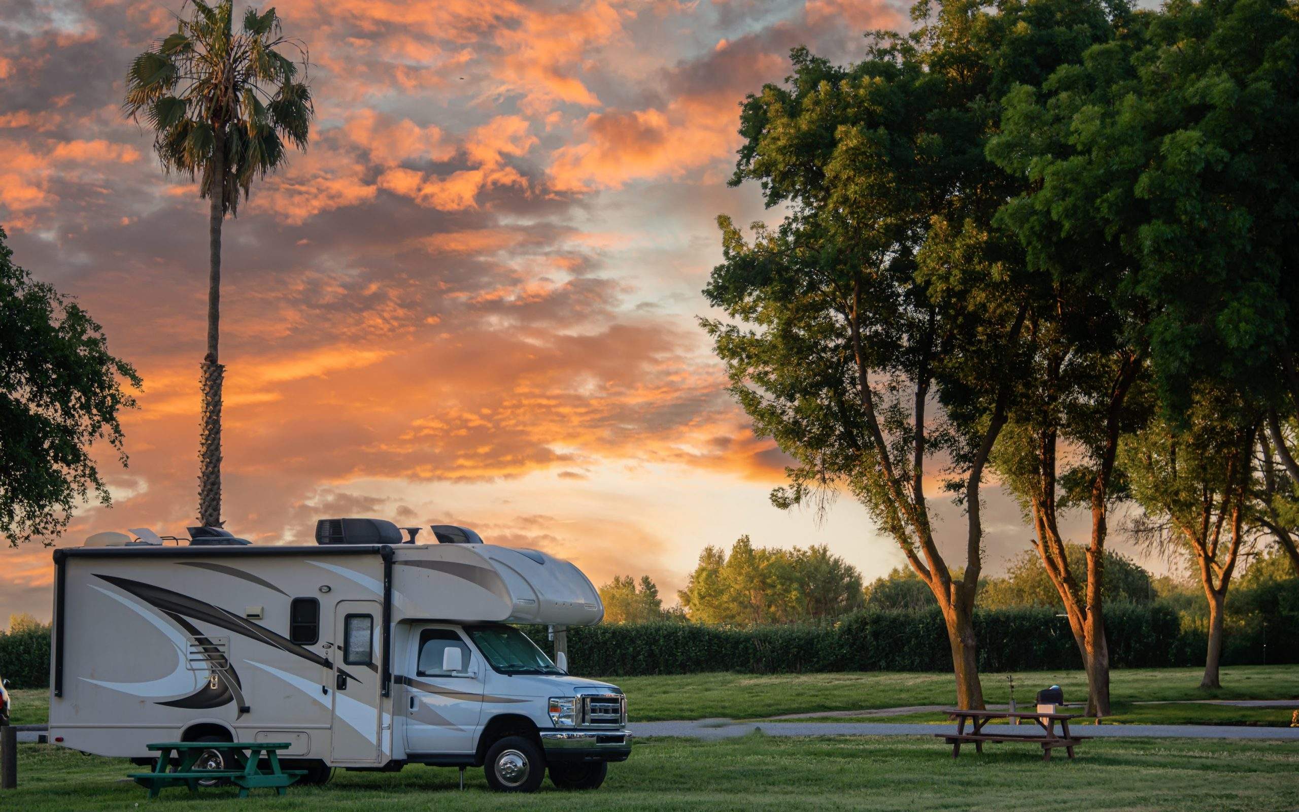 Complete Guide to Outdoorsy Superhost