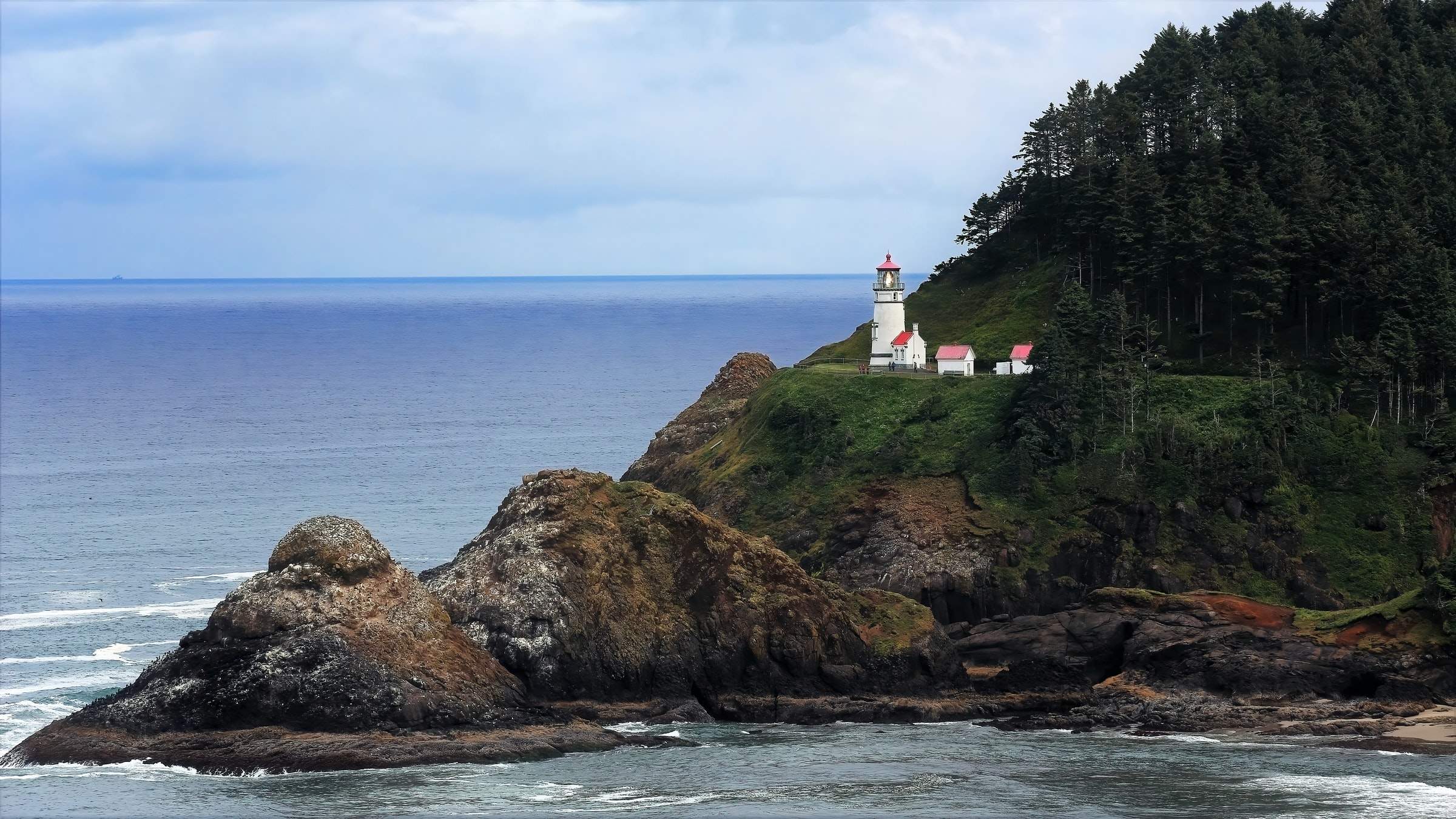 3 best Oregon lighthouses for your coastal RV trip