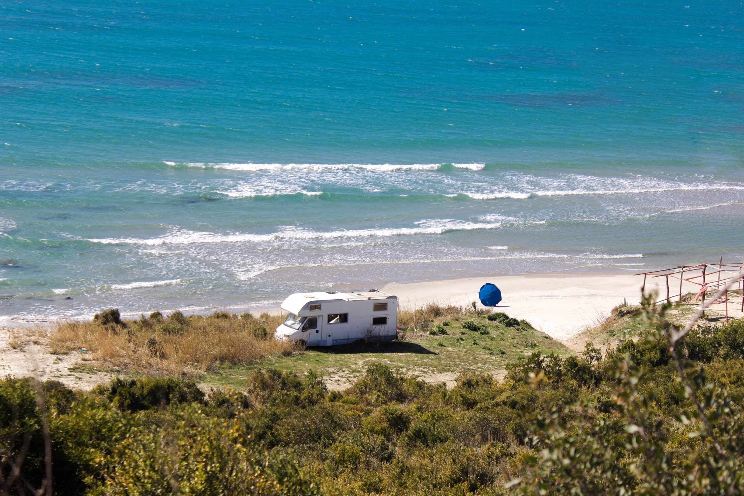 15 RV campgrounds on the beach