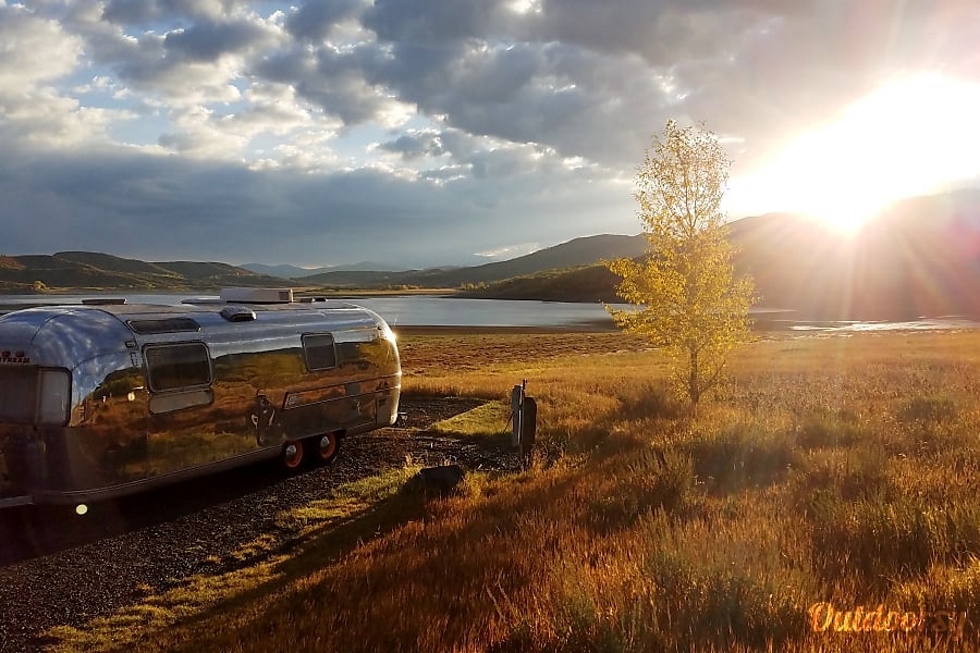 Reasons to rent an Airstream | Outdoorsy RV Rental Marketplace