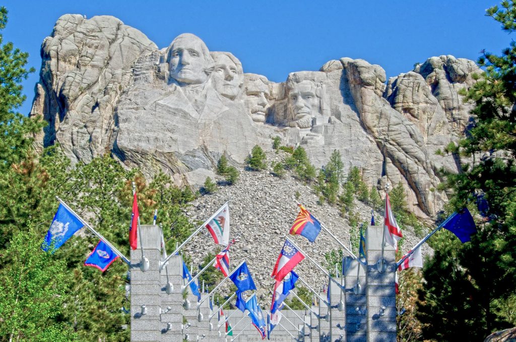 Photo Tripping America - Mount Rushmore - Outdoorsy